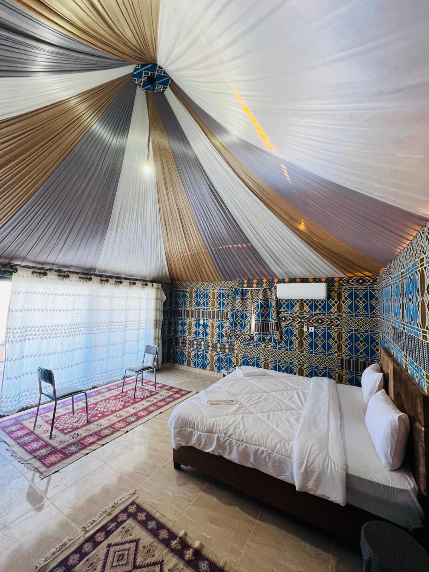 Апартаменты Abdullah Luxury Camp Вади-Рам Экстерьер фото