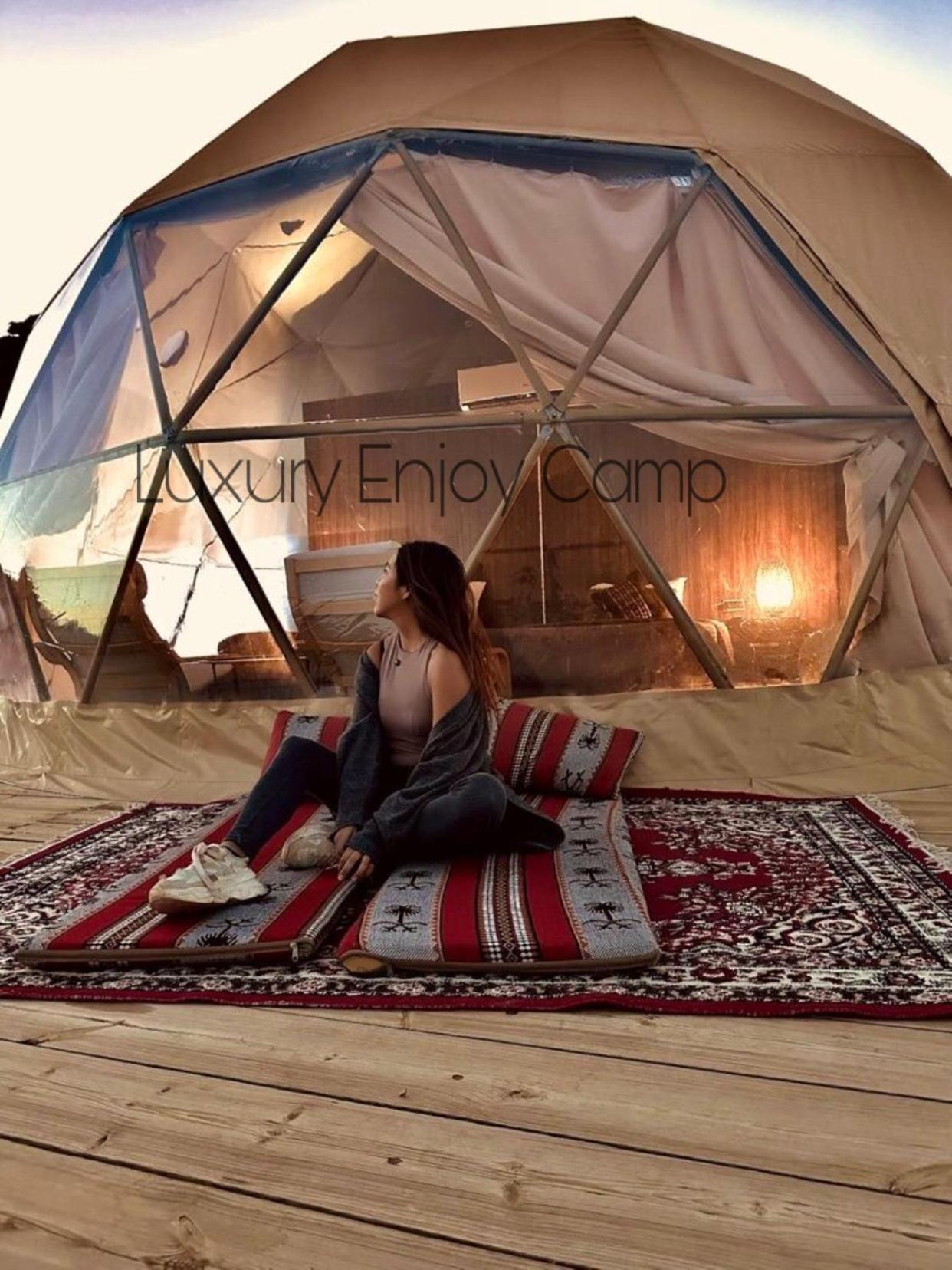 Апартаменты Abdullah Luxury Camp Вади-Рам Экстерьер фото