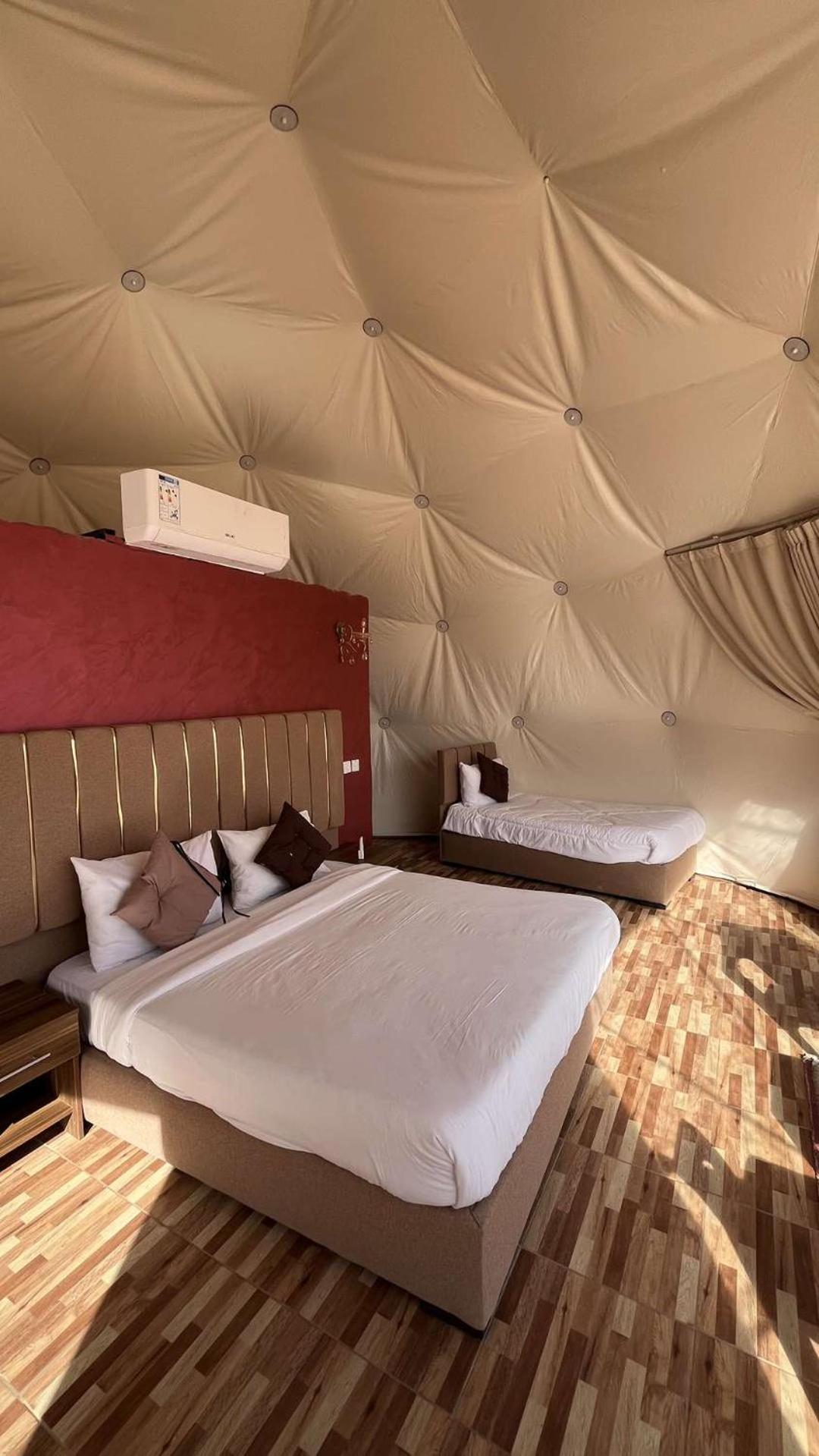 Апартаменты Abdullah Luxury Camp Вади-Рам Экстерьер фото